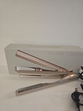 Tyme Curling Iron Pro
